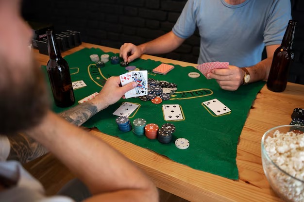 iwantoto app showing live blackjack table with dealer and betting interface on mobile screen